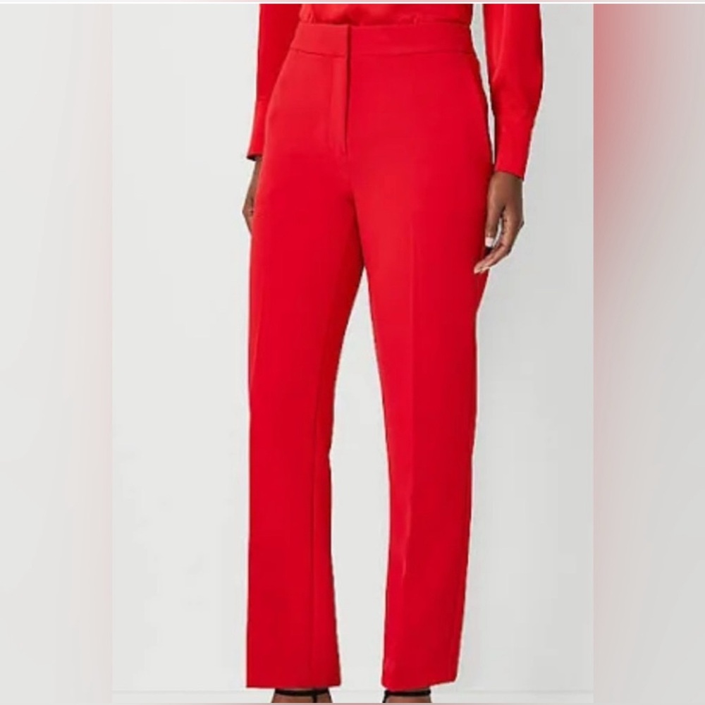Ann Taylor High Rise Red Pencil ankle Pant in fluid crepe EUC Size 2